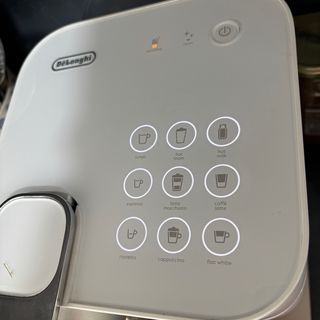 Cafetera Nespresso DeLonghi