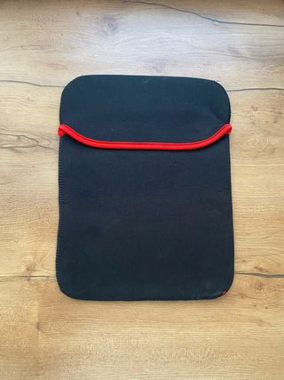 Funda portátil/tablet neopreno negra y roja
