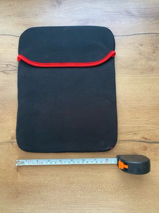 Funda portátil/tablet neopreno negra y roja