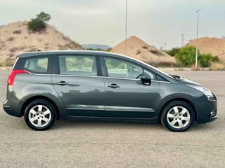 Peugeot 5008 1.6 120cv 7Plazas 2013