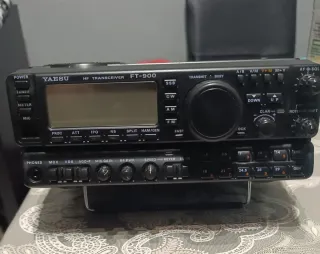YAESU FT-900 Transceptor HF/50MHZ
