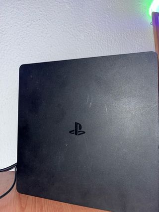 Consola PS4 Slim Negra