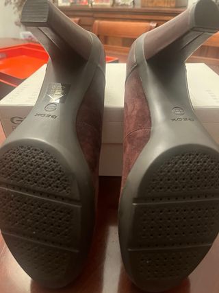 Zapatos Geox Piel y Ante Talla 41 Nuevos