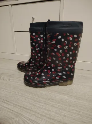 Botas de agua niña talla 35
