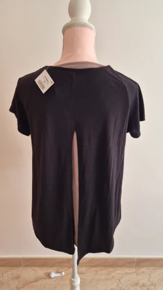 Camiseta negra talla 40