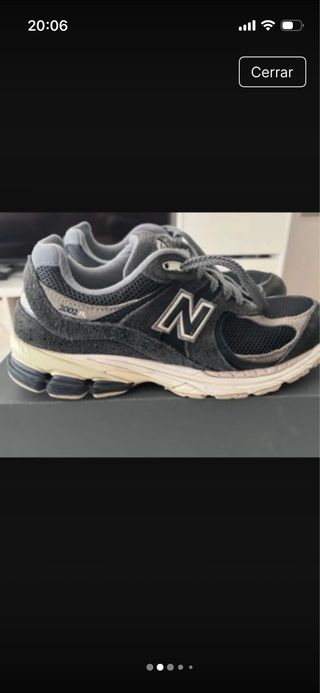 Zapatillas New Balance 2002R Beige/Gris