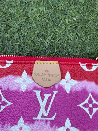 Bolso Louis Vuitton rosa y rojo