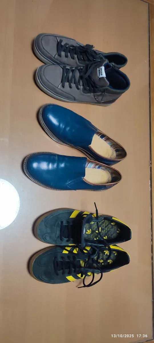 Lote Zapatos Hombre Azul y Marrón, negro amarillo