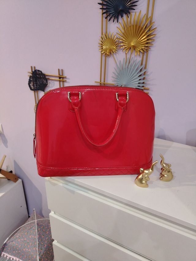 Bolso Guess Rojo Charol Original