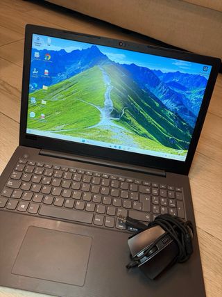 Portátil Lenovo V130 Negro