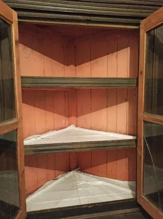 Mueble Rinconera vitrina antigua para restaurar