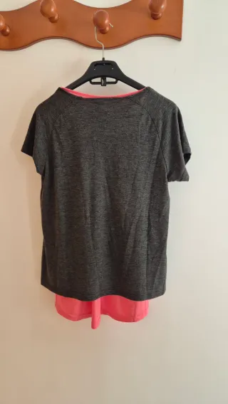 Camiseta gris y rosa talla 38