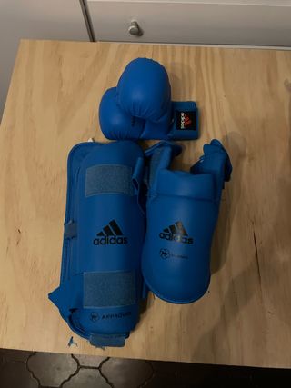 Conjunto Protecciones Karate Adidas Azul