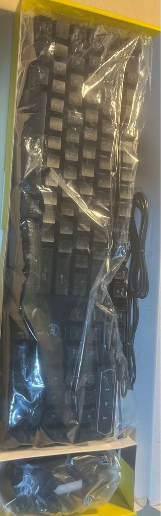 Conjunto Teclado y Ratón Gaming R 8010