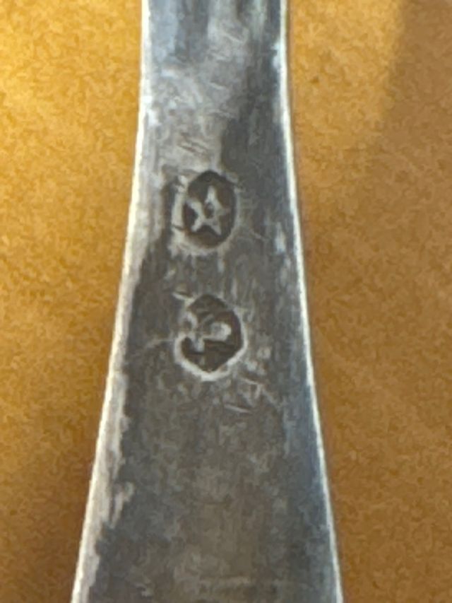 Cucharilla de plata con dibujo infantil