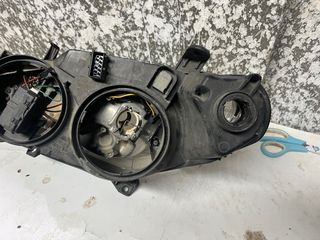 Faro Peugeot 306
