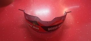 Casco MT Talla XL con Visera Solar