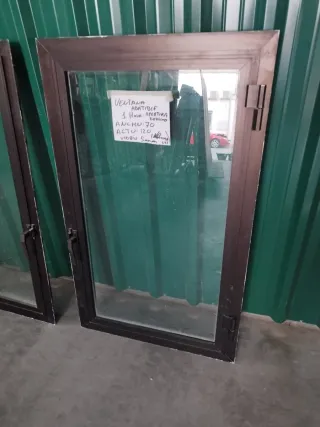 Ventana abatible aluminio 70x120