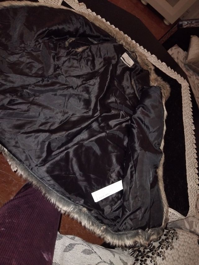 Chaleco pelo sintético Bershka Talla L