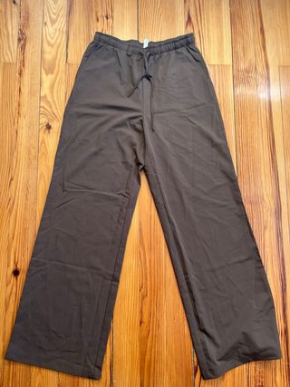 Pantalón Stradivarius Talla S Marrón