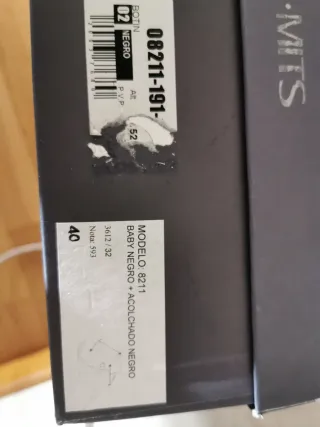 Botas de tacón fino negras