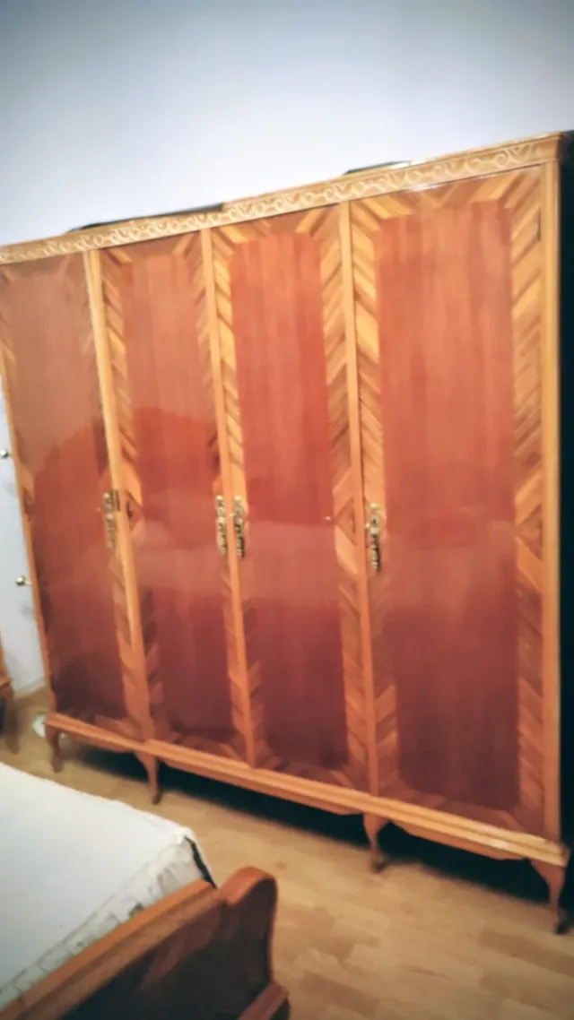 Cama y armario marquetería años 60