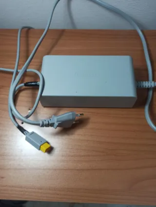 Nintendo Wii U Console + Alimentatore + Sensore