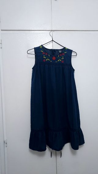 Vestido niña Zara bordado floral T.13-14