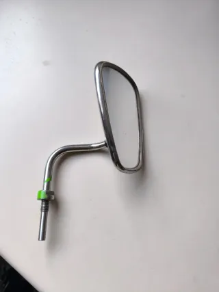 Espejo retrovisor cromado