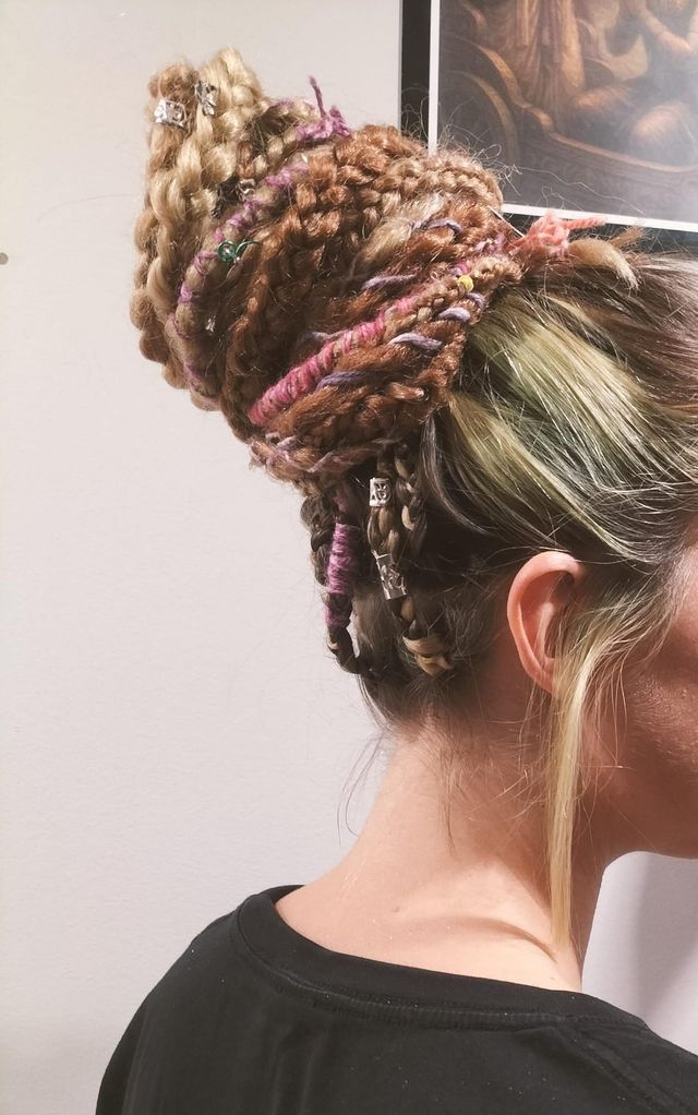 Coleta artesanal con abalorios