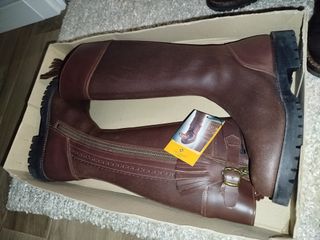 Botas  caza (media caña 100%piel)