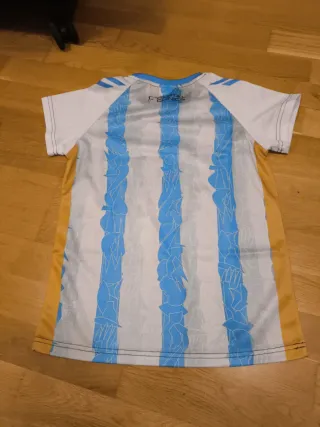 Camiseta deportiva  150 cm