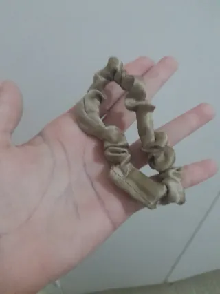 Goma para el pelo como nueva