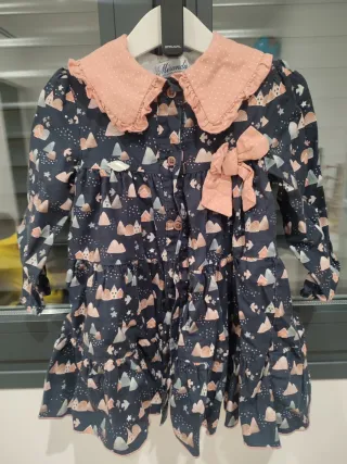 Lote 4 vestidos niña 3-4 años y unos vaqueros.