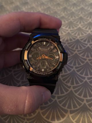 Reloj Casio Baby-G Negro y Dorado
