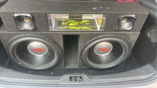 Sistema de Sonido Coche Subwoofers y Amplificador