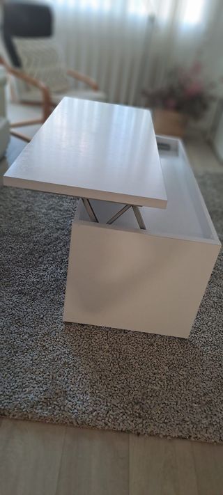 Mesa de centro elevable blanca