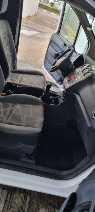 Ford Transit 2011