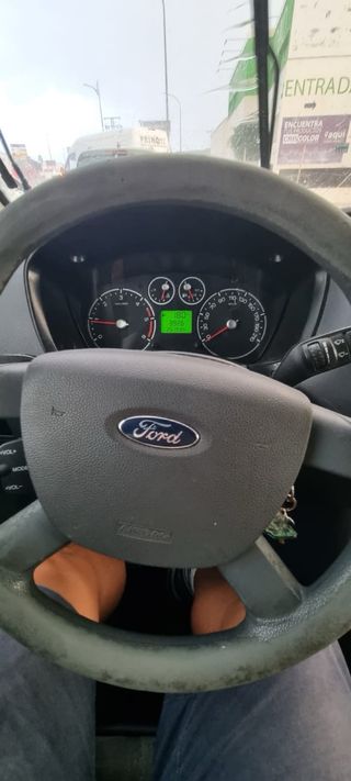 Ford Transit 2011