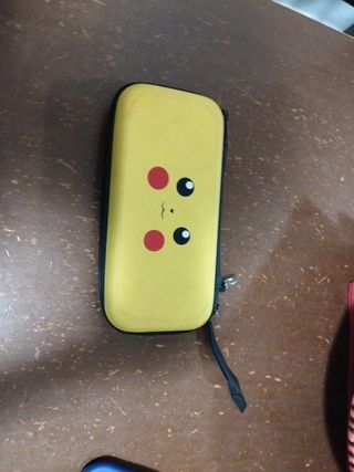 Custodia Pikachu per Nintendo Switch Lite