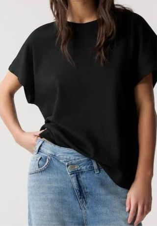 Camiseta negra manga corta