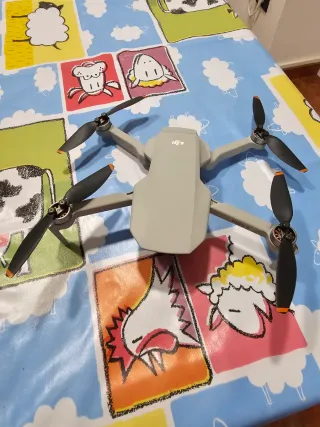 DJI Mini 2 Fly More Combo.