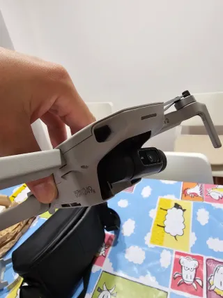 DJI Mini 2 Fly More Combo.