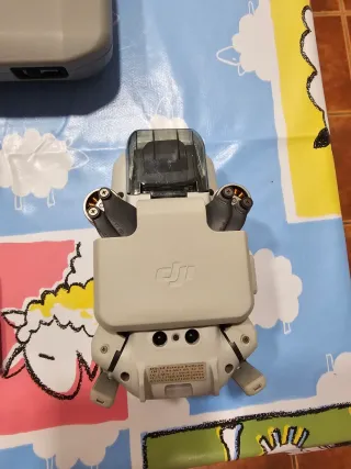 DJI Mini 2 Fly More Combo.