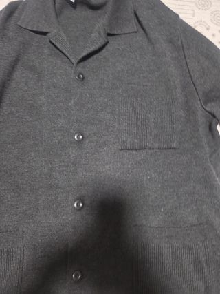 Cárdigan gris de punto