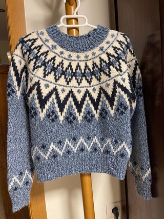 Jersey Fair Isle azul y crema