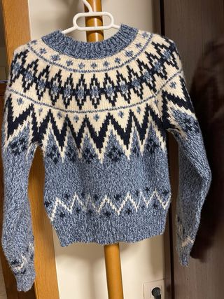 Jersey Fair Isle azul y crema
