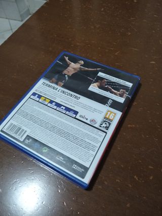 UFC 2 + UFC 4 per PS4