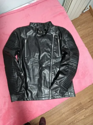 Cazadora Biker Polipiel Negra nueva de septiembre