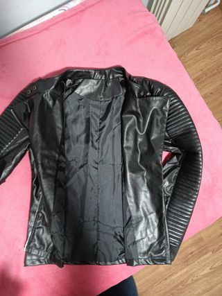 Cazadora Biker Polipiel Negra nueva de septiembre